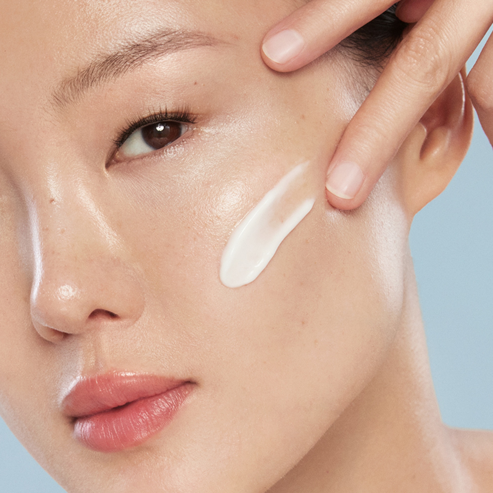 CHARLOTTE'S MAGIC WATER CREAM (CREMA EN GEL PARA ROSTRO)